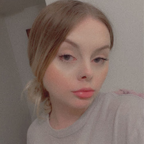 Meet your Posher, Natalie - Picture 1 of 1